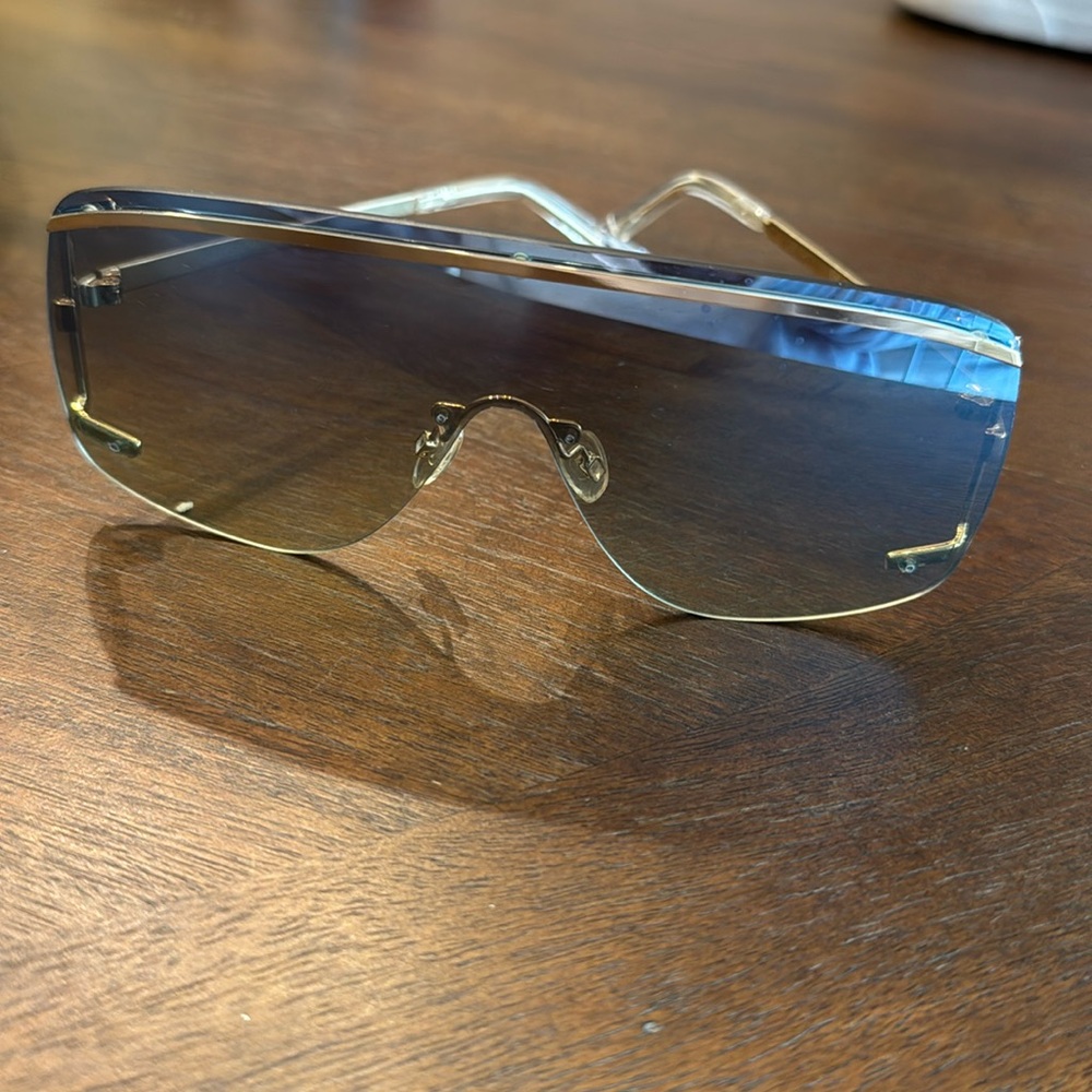 LeSpecs sunglasses for women